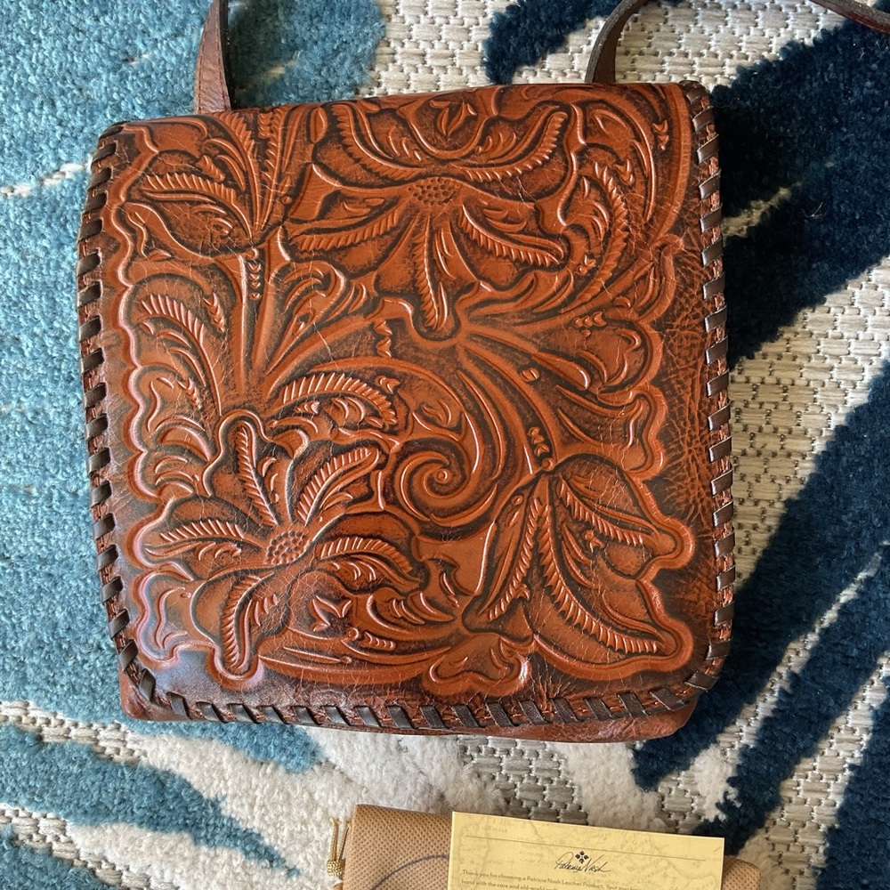 Patricia Nash Tooled Brown Leather Crossbody - Picture 7 of 12